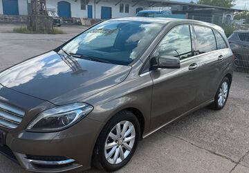 Mercedes-Benz B 180 246.857 km 5.999 &euro; Weimar 99427