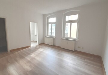 WG-Wohnung mit 4-Zimmern, 2.OG mit 2 Bädern und 2 Küchen in Gera - Wohnung Jena Burgau | Angebot:14517896