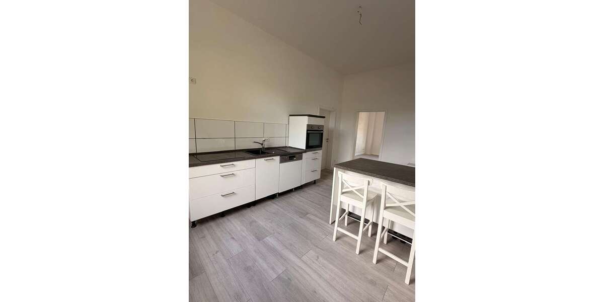 Etagenwohnung Apolda - 3 Zimmer, 86 m&sup2;, 760&euro; | Angebot:27336704