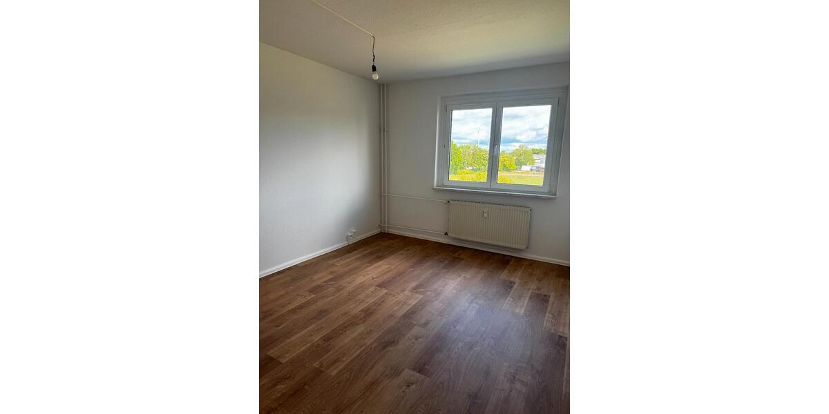 Etagenwohnung Bad Sulza - 3 Zimmer, 73 m&sup2;, 438&euro; | Angebot:26648795