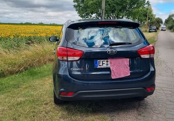 Kia Carens 74.000 km 7.600 &euro; Erfurt 99085