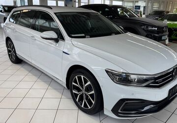 VW Passat Variant 94.104 km 23.690 &euro; Sömmerda 99610