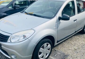 Dacia Sandero 95.600 km 2.600 &euro; Jena 07743