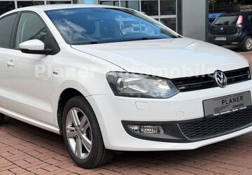 VW Polo 128.833 km 8.990 &euro; Apolda 99510