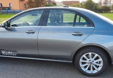 Mercedes-Benz 220 225.000 km 16.900 &euro; Erfurt 99090