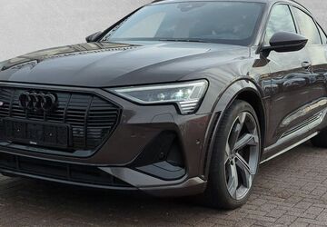 Audi e-tron 49.850 km 49.950 &euro; Weimar 99423