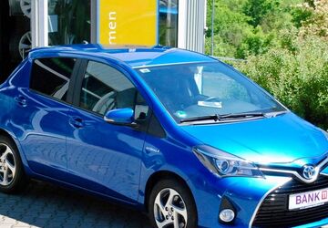 Toyota Yaris 17.200 km 10.900 &euro; Dornburg - Camburg 07774