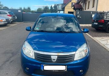 Dacia Sandero 180.000 km 1.300 &euro; Vollersroda 99438