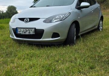 Mazda 2 61.000 km 4.300 &euro; Bad berka 99438