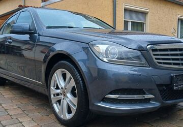 Mercedes-Benz C 220 300.600 km 8.500 &euro; Freienorla 07768