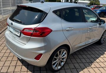 Ford Fiesta 105.404 km 9.999 &euro; Sömmerda 99610